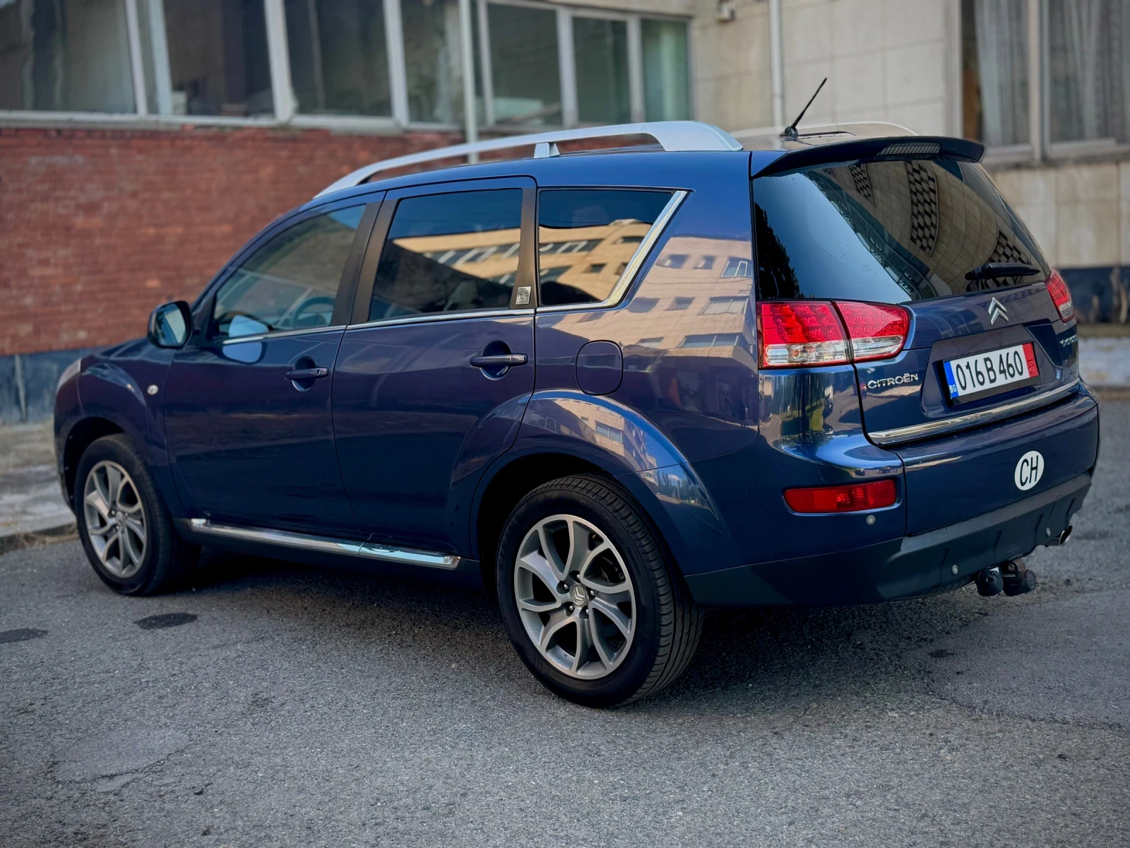 Citroen C-Crosser 2.4I 170к - изображение 7