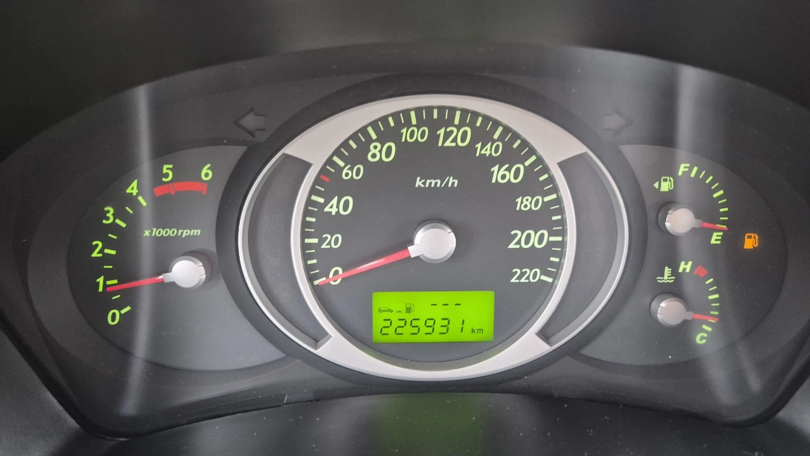 Hyundai Tucson 2.0CRDI 140 .* 4?4*   *  | Mobile.bg   17