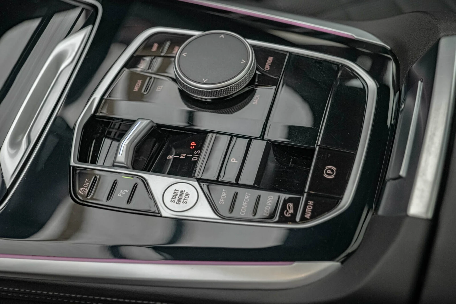 BMW X5 40I/M-Perf/Камера 360/Harman Kardon/Laser/Обдухван - изображение 10