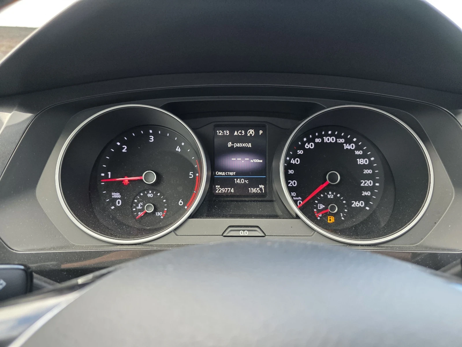 VW Tiguan 2.0 TDI - изображение 7