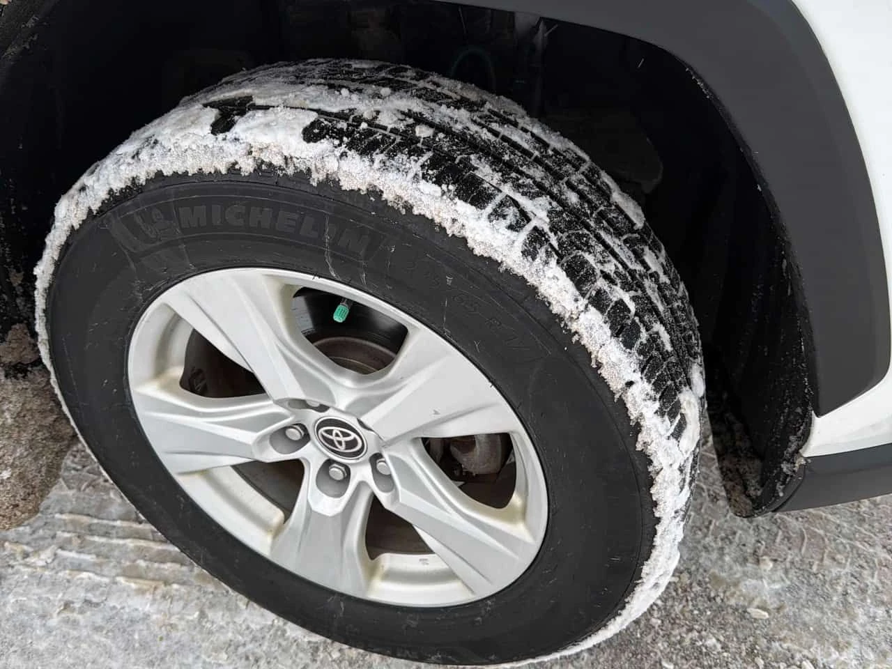 Toyota Rav4 * Hybrid XLE AWD * CARFAX * ЦЕНА ДО БГ - изображение 6