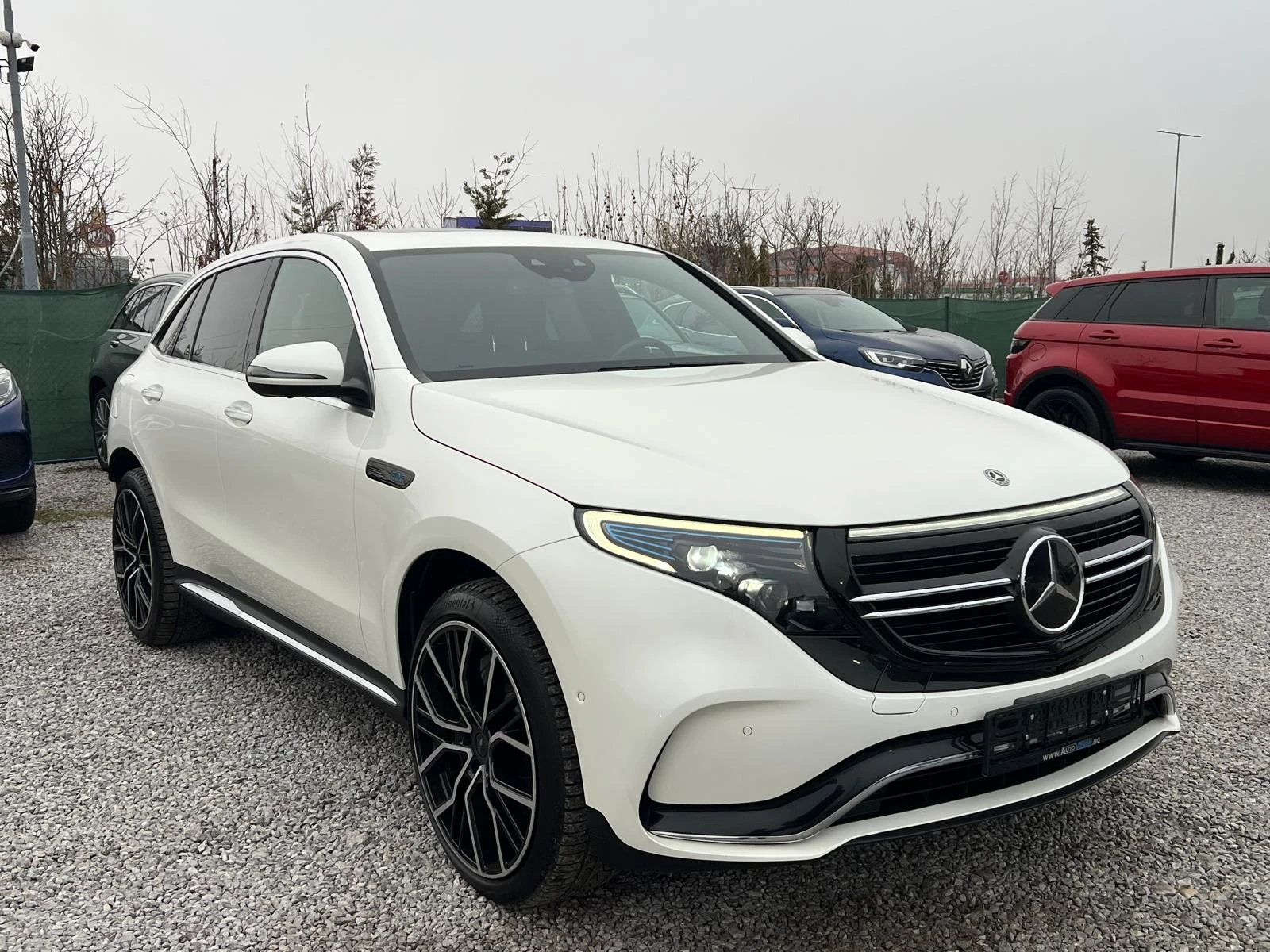 Mercedes-Benz EQC 400 AMG Head-up Carplay Distronic Шибедах Кам.360, снимка 2 - Автомобили и джипове - 53747569