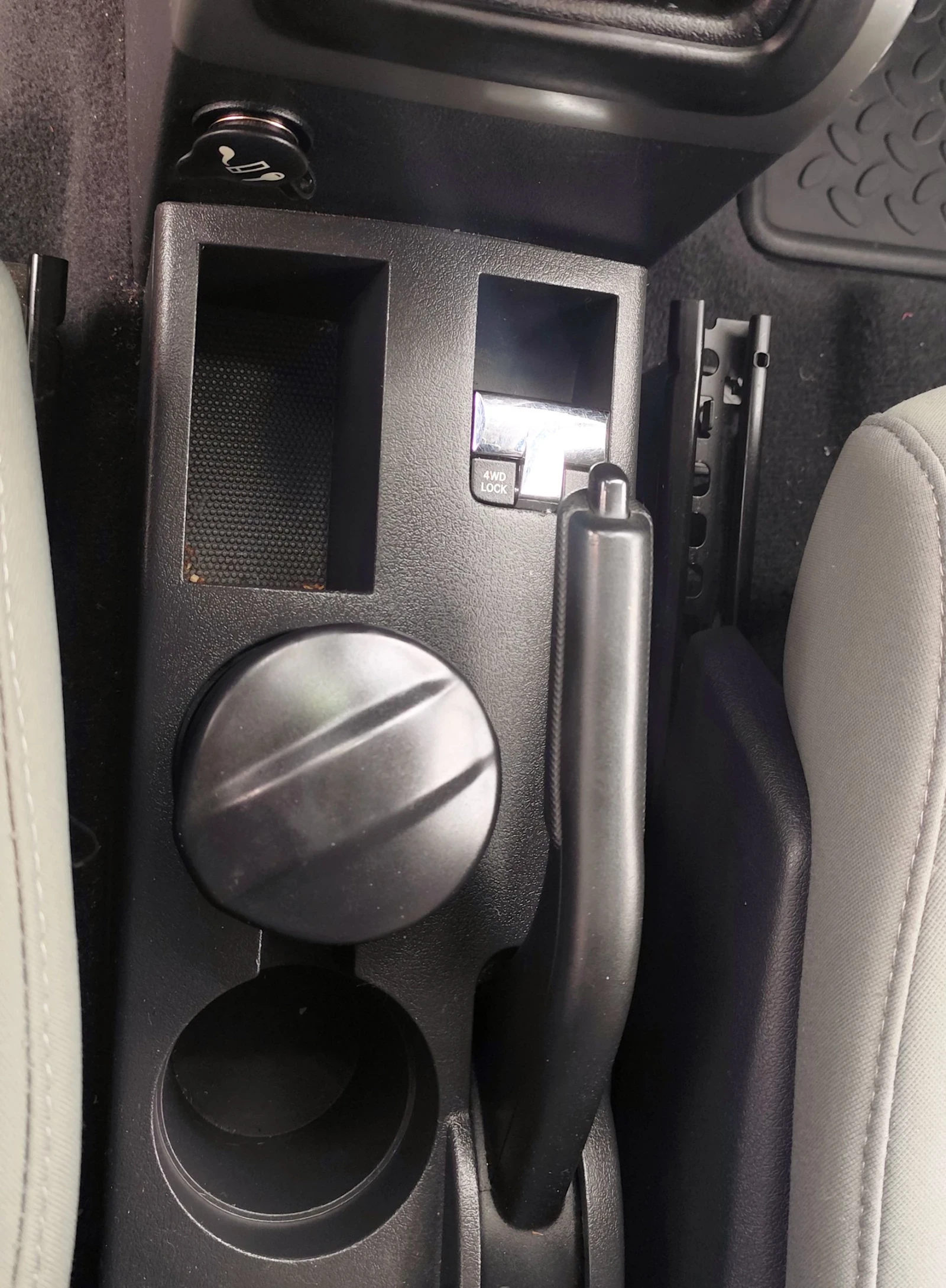 Jeep Patriot, снимка 11 - Автомобили и джипове - 53894715