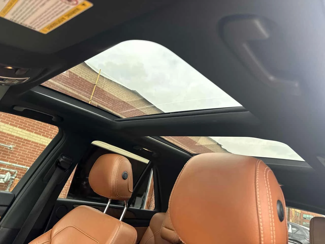 Mercedes-Benz GLE 450 AMG * CARFAX * ЦЕНА ДО БГ, снимка 10 - Автомобили и джипове - 54143005