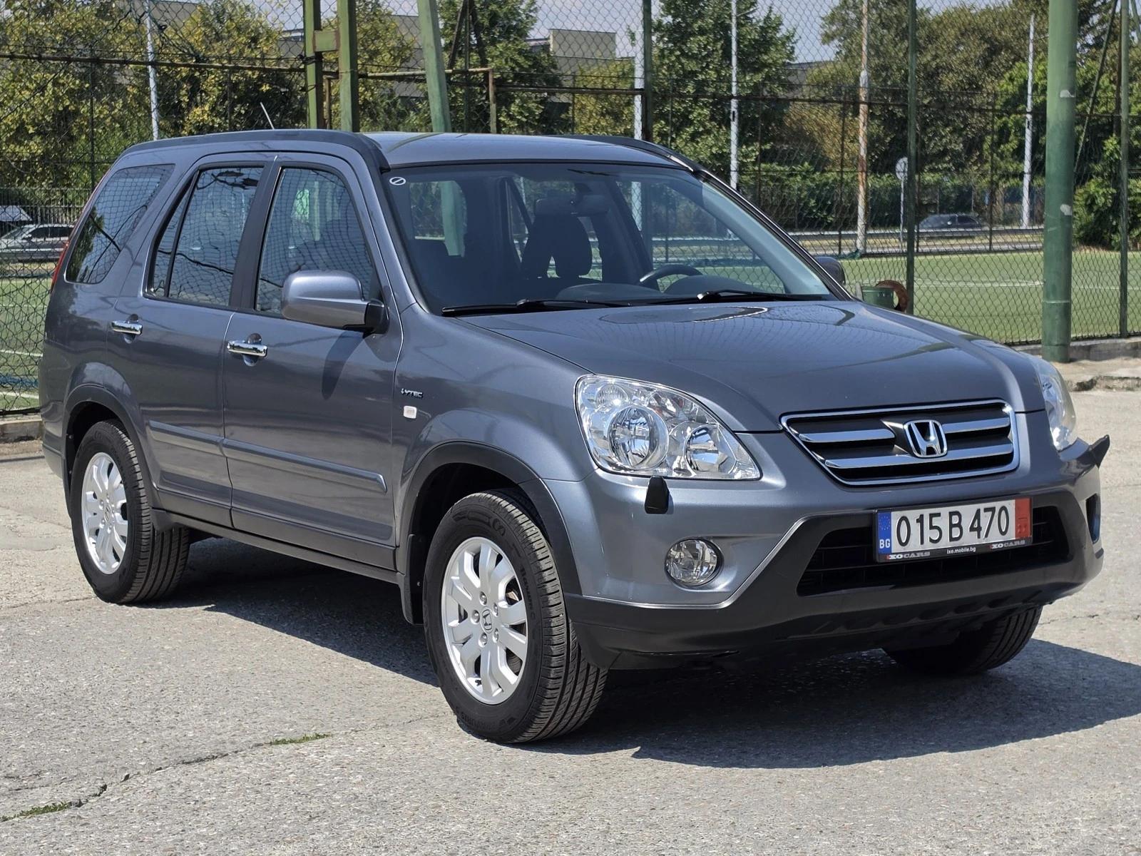 Honda Cr-v 2.0i-VTEC 4x4 Facelift, 8 гуми, снимка 3 - Автомобили и джипове - 55608237