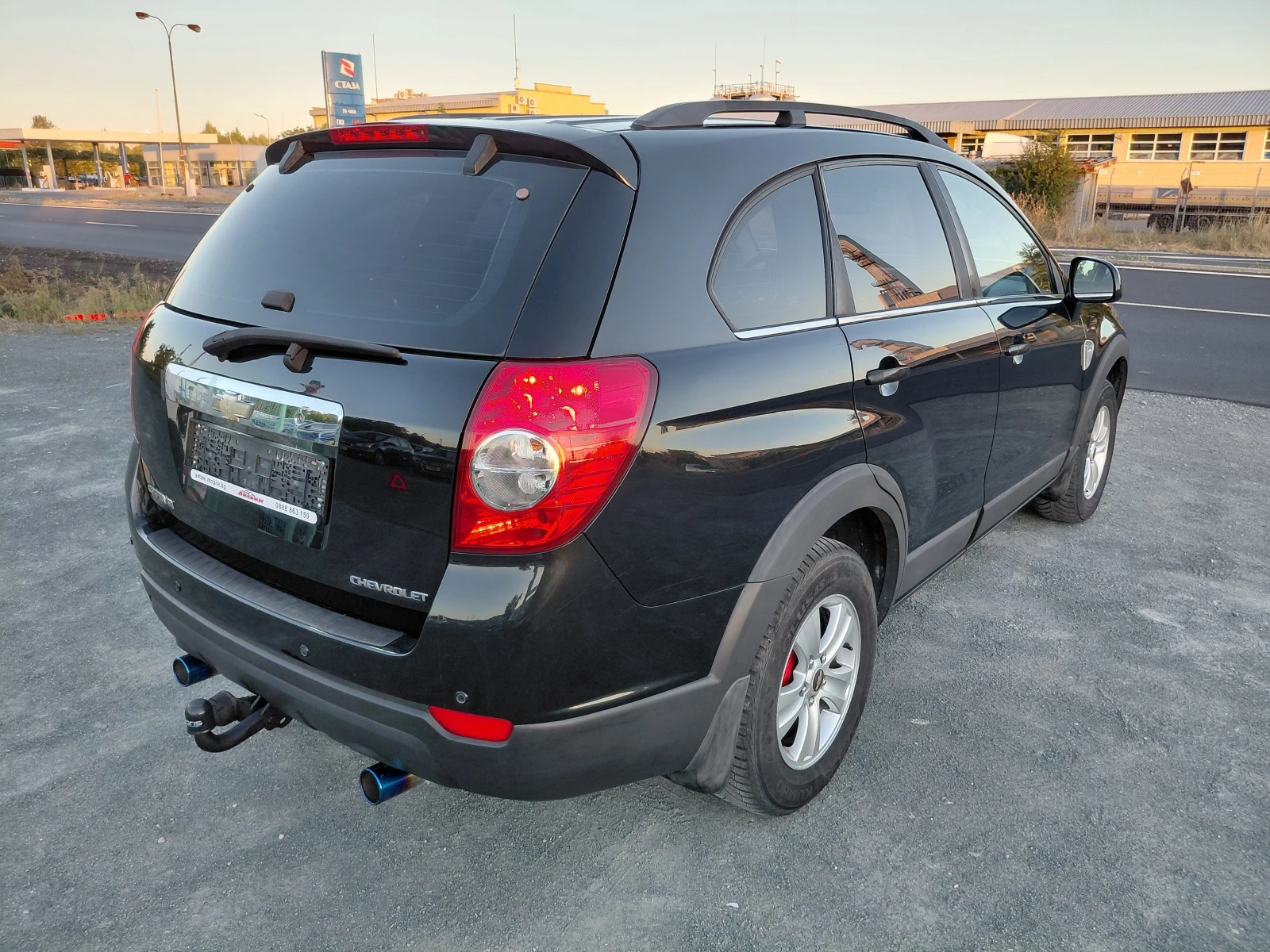 Chevrolet Captiva 2.4 КЛИМА НАВИ 4Х4, снимка 4 - Автомобили и джипове - 55987602