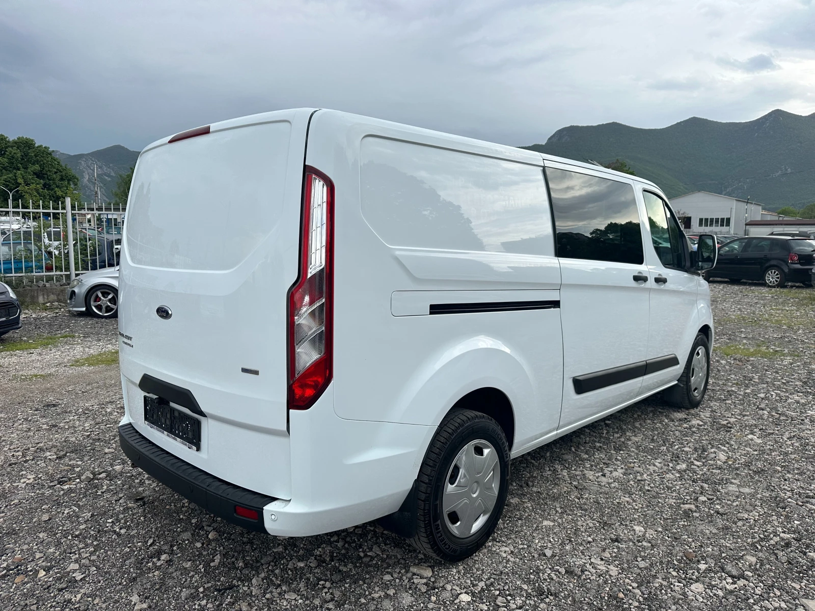 Ford Transit Custom 2.0TDCI 170kc AUTOMAT FACE 5MESTA - изображение 3