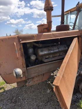 Трактор ХТЗ Т240, снимка 4