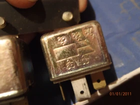 12 V Военно електронно запалване, релета, бобини, превключватели за всички соц. автомобили , снимка 11