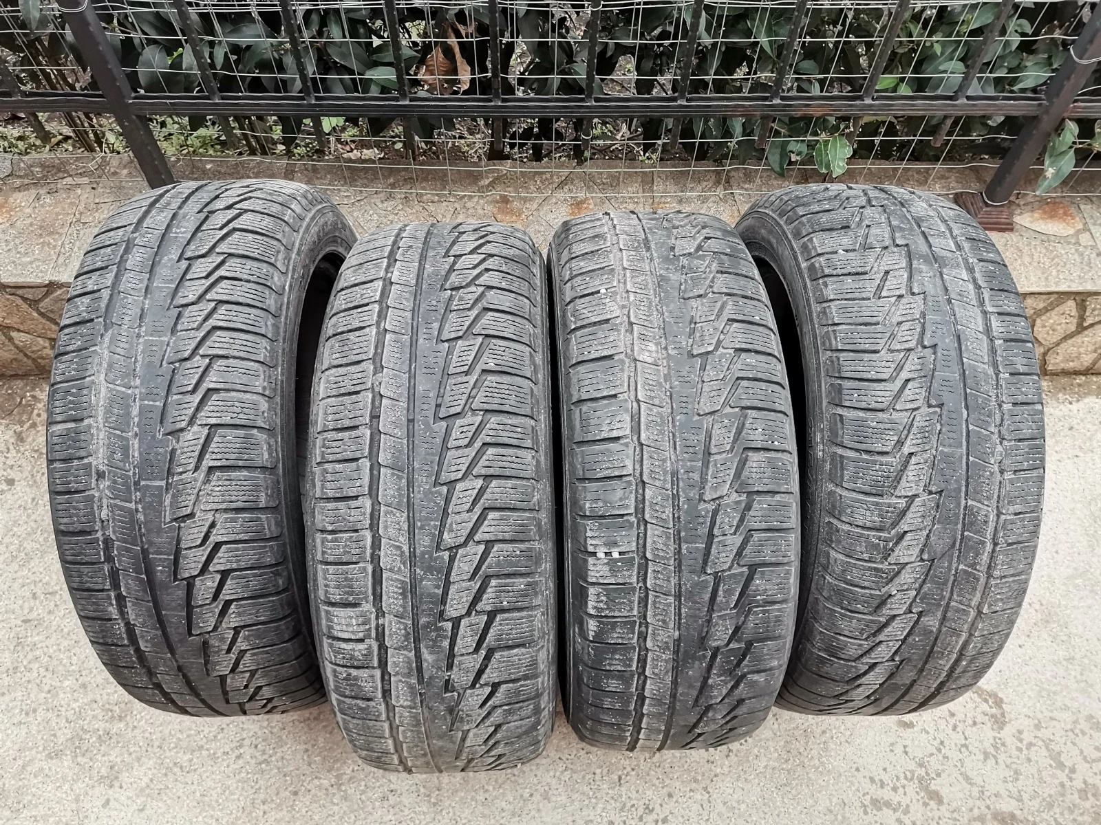  215/55R17 | Mobile.bg   1