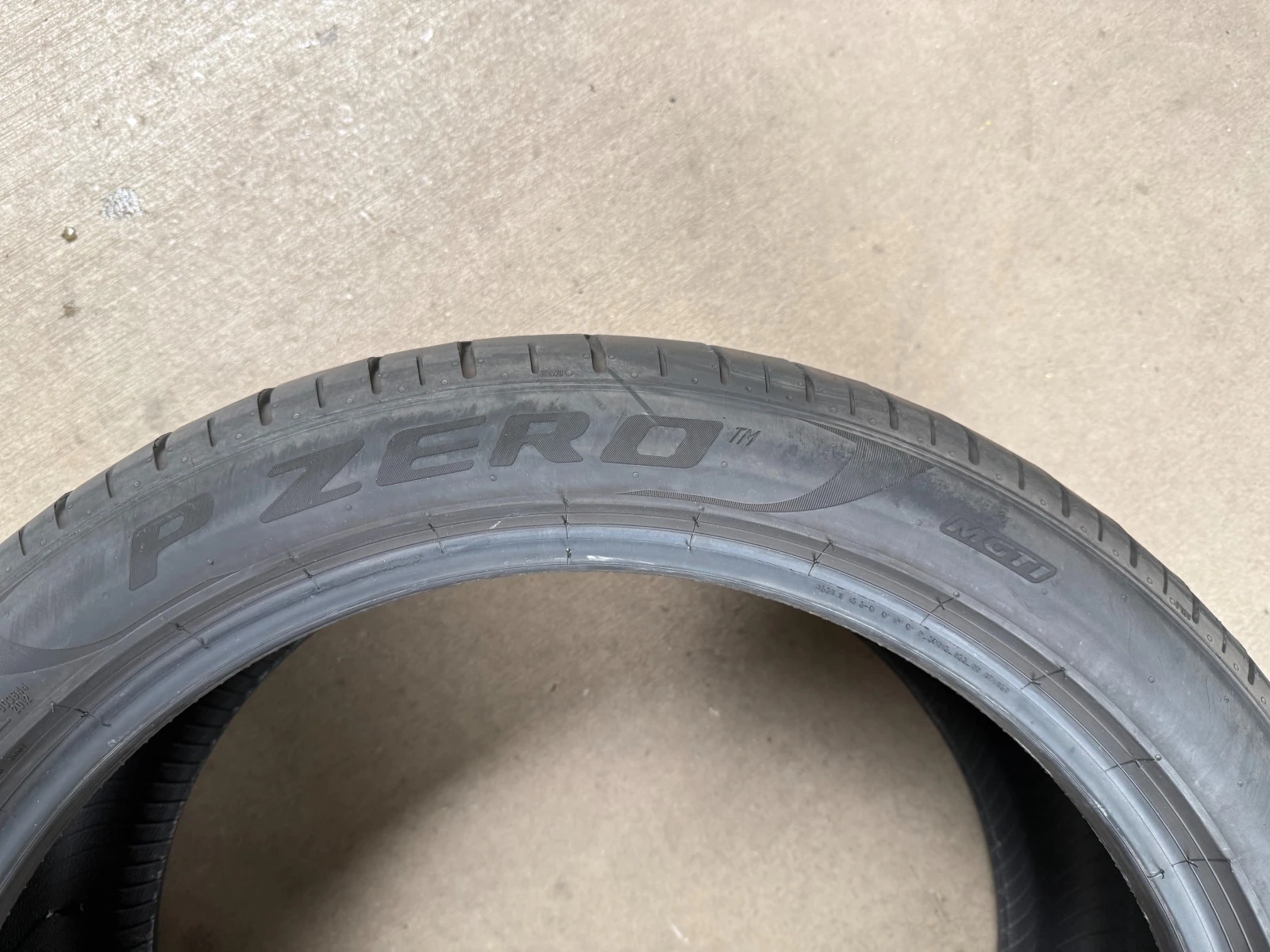 Гуми Летни 265/40R21, снимка 7 - Гуми и джанти - 54607874