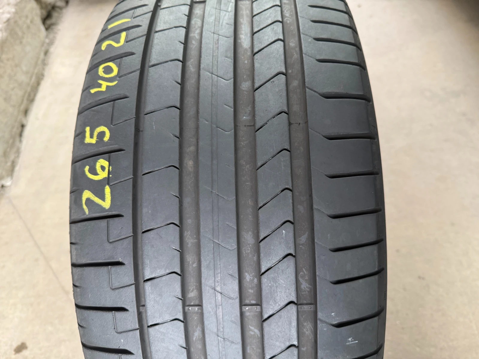 Гуми Летни 265/40R21, снимка 3 - Гуми и джанти - 54607874