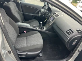Toyota Avensis 1.8-NAVI FULL, снимка 12