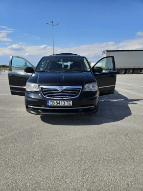     Lancia Voyager  