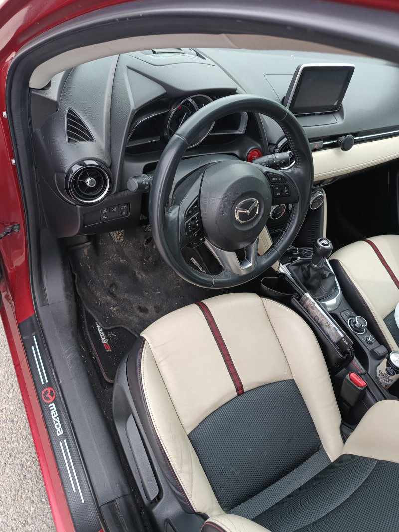 Mazda 2, снимка 7 - Автомобили и джипове - 45955806