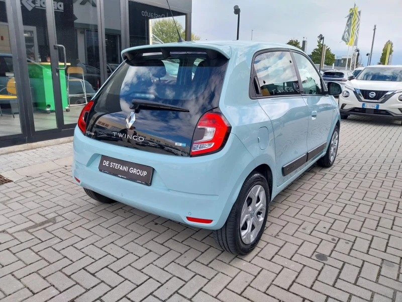 Renault Twingo, снимка 3 - Автомобили и джипове - 47879779