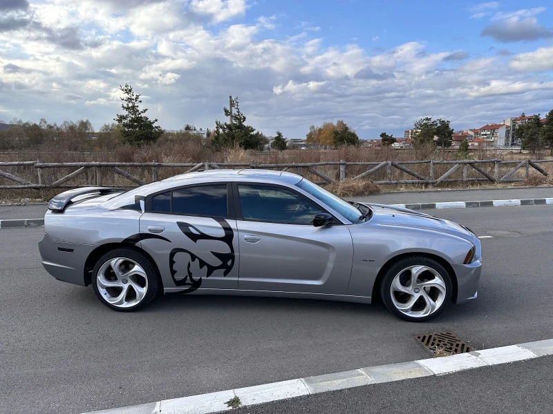 Dodge Charger 5.7 HEMI, снимка 4 - Автомобили и джипове - 48032455