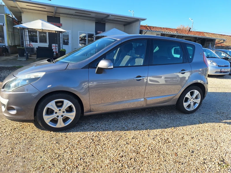 Renault Scenic 2.0 i, снимка 4 - Автомобили и джипове - 48437668