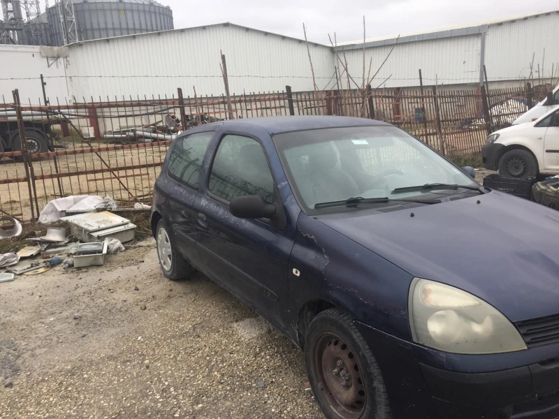 Renault Clio, снимка 3 - Автомобили и джипове - 48487928