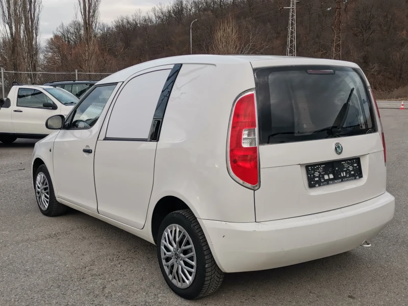 Skoda Praktik 1.2i * CLIMA* , снимка 3 - Автомобили и джипове - 48538313