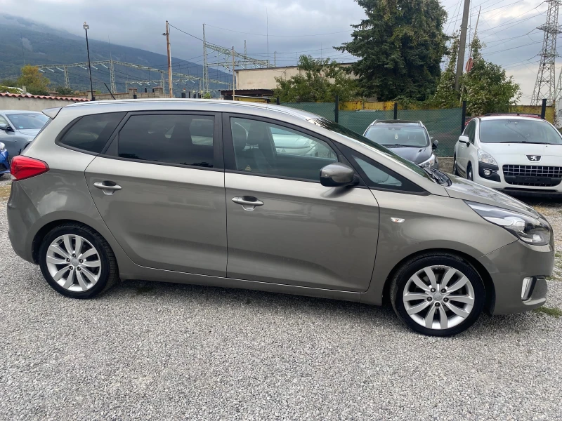 Kia Carens АВТОМАТИК-ЛИЗИНГ, снимка 4 - Автомобили и джипове - 51579642