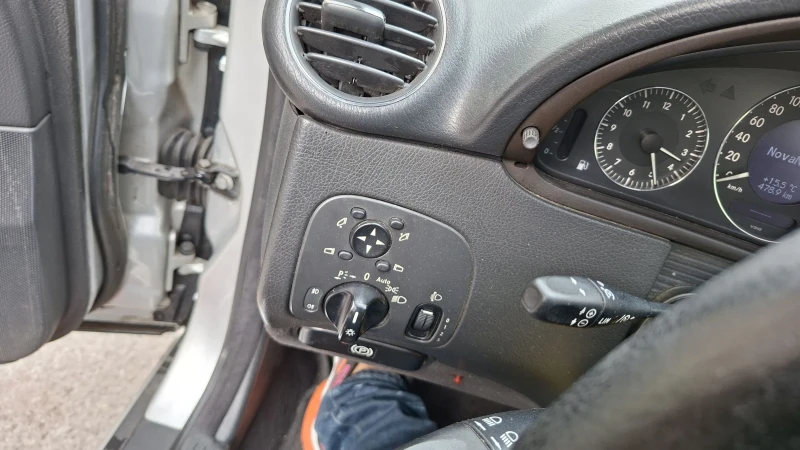 Mercedes-Benz CLK АВТОМАТ-ВНОС!!! 270 , снимка 10 - Автомобили и джипове - 51881415