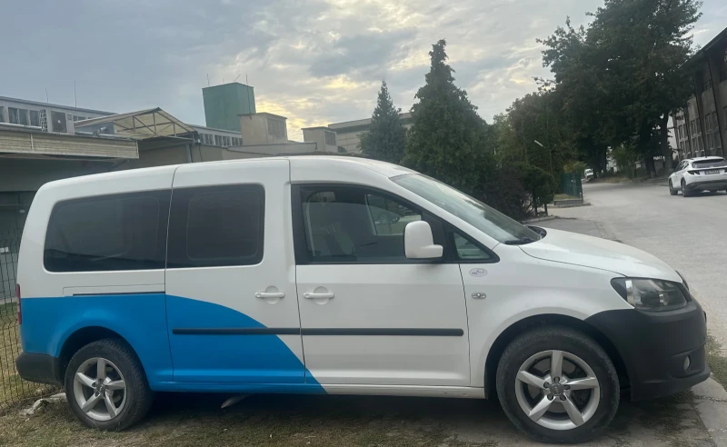 VW Caddy MAXI 6+ 1, снимка 6 - Автомобили и джипове - 52569551