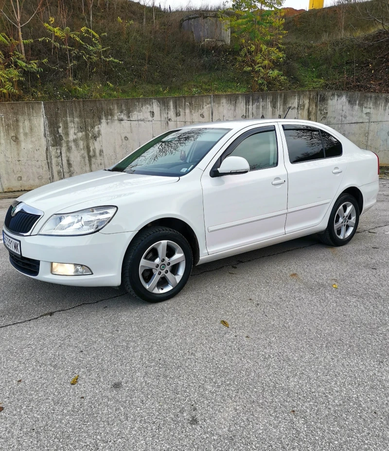 Skoda Octavia 2012 105кс ТОП, снимка 11 - Автомобили и джипове - 52390473