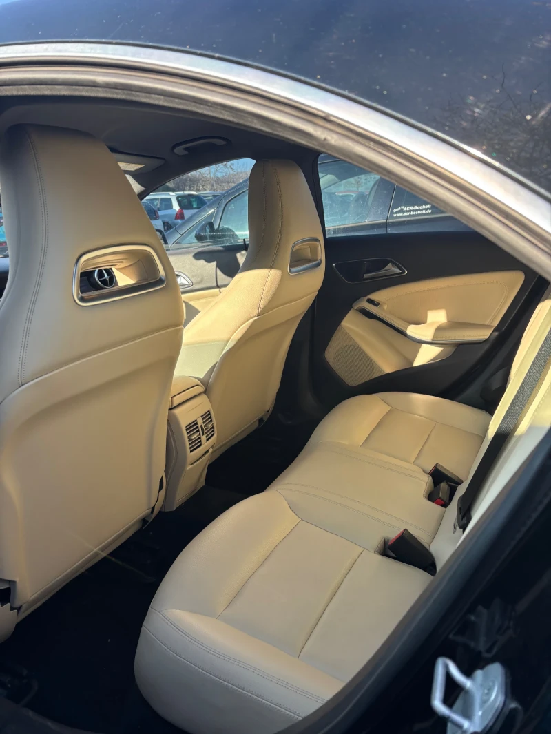 Mercedes-Benz CLA 250, снимка 10 - Автомобили и джипове - 52837856