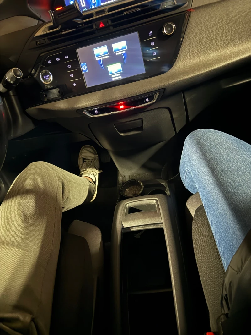 Citroen C4 Picasso, снимка 17 - Автомобили и джипове - 53036631