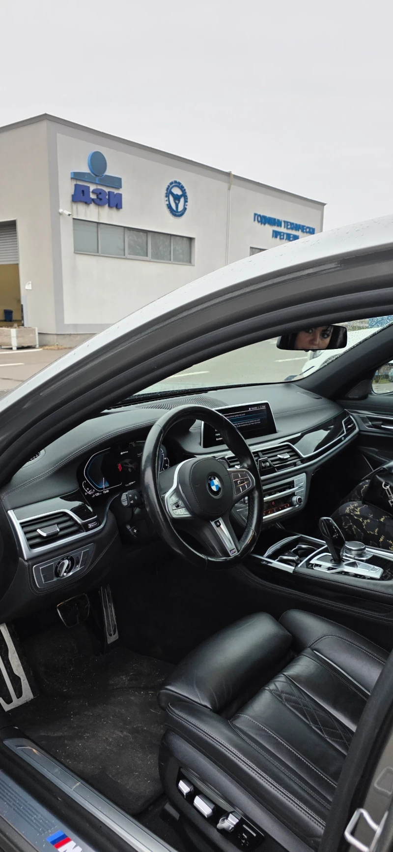 BMW 745, снимка 16 - Автомобили и джипове - 53288564