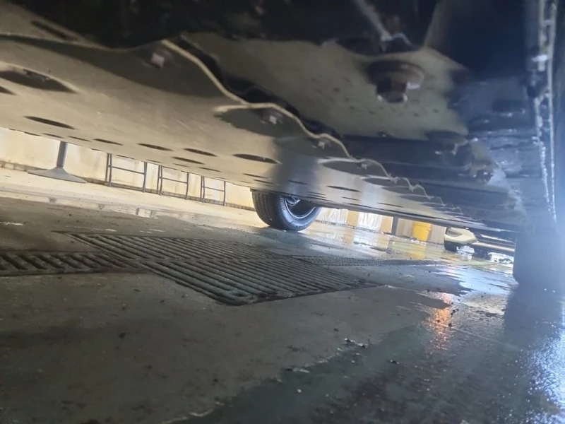 Toyota bZ4X * XLE * CARFAX * БЕЗ ПЪРВОНАЧАЛНА ВНОСКА, снимка 10 - Автомобили и джипове - 53398844