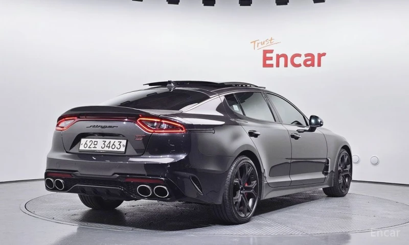 Kia Stinger, снимка 2 - Автомобили и джипове - 53424142