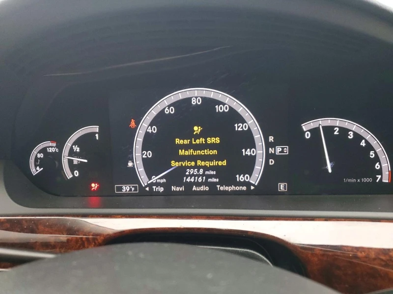 Mercedes-Benz S 550 4MATIC * Възможност за Лизинг* , снимка 9 - Автомобили и джипове - 53501737