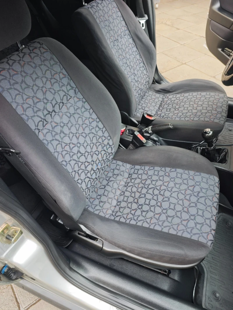 Opel Astra 1.6, снимка 7 - Автомобили и джипове - 53579543