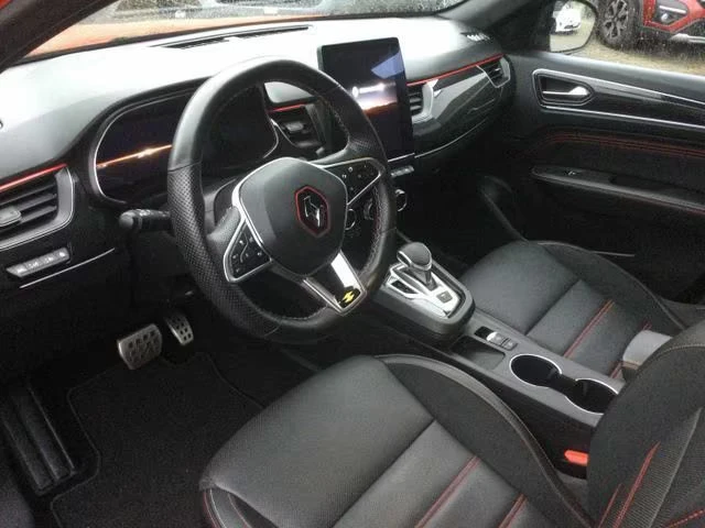 Renault Arkana E-TECH/145HP/R.S.LINE/CAM/PAN0/ACC/LED/KLESS/570z, снимка 5 - Автомобили и джипове - 55218279