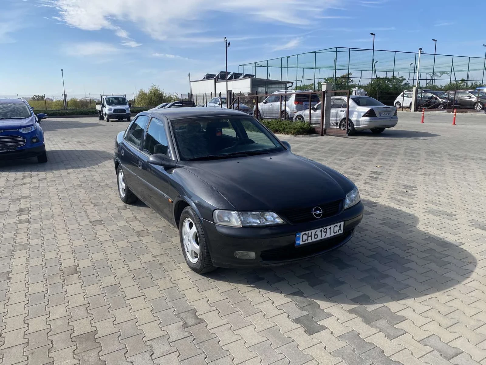 Opel Vectra КАТО НОВА, снимка 1