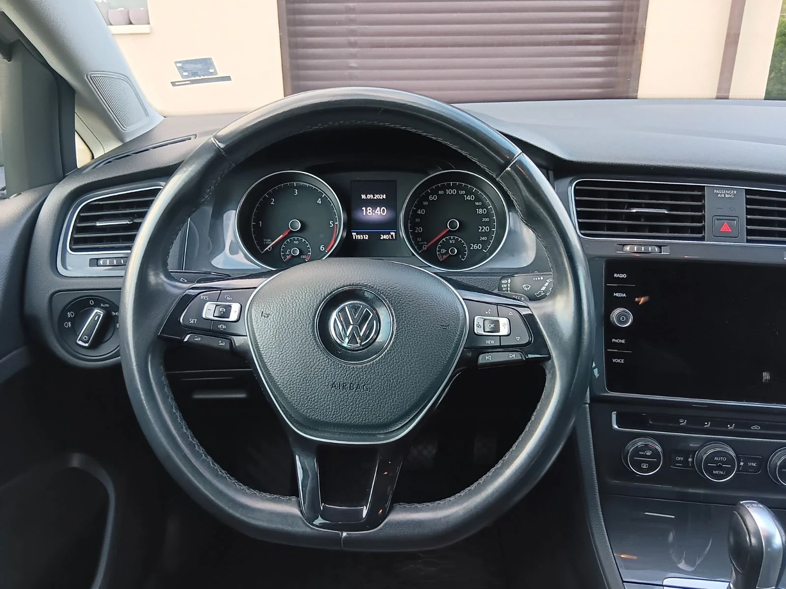 VW Golf  - изображение 6