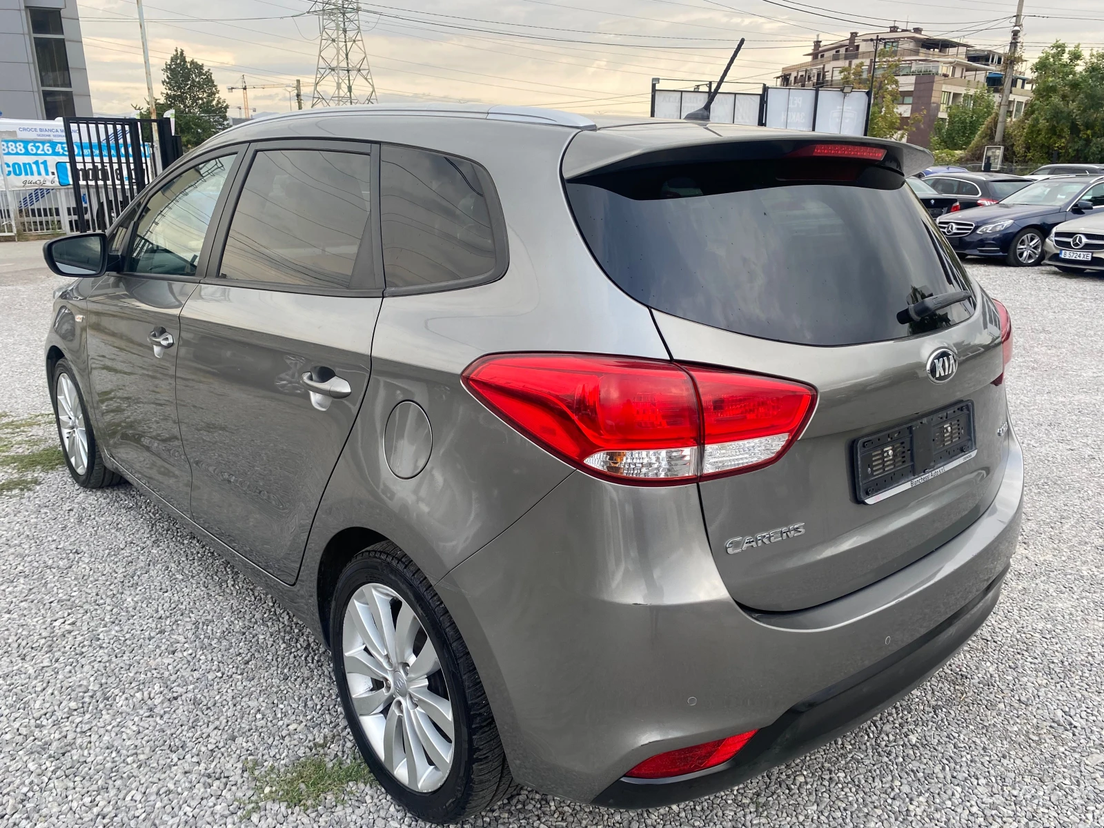 Kia Carens АВТОМАТИК - изображение 7