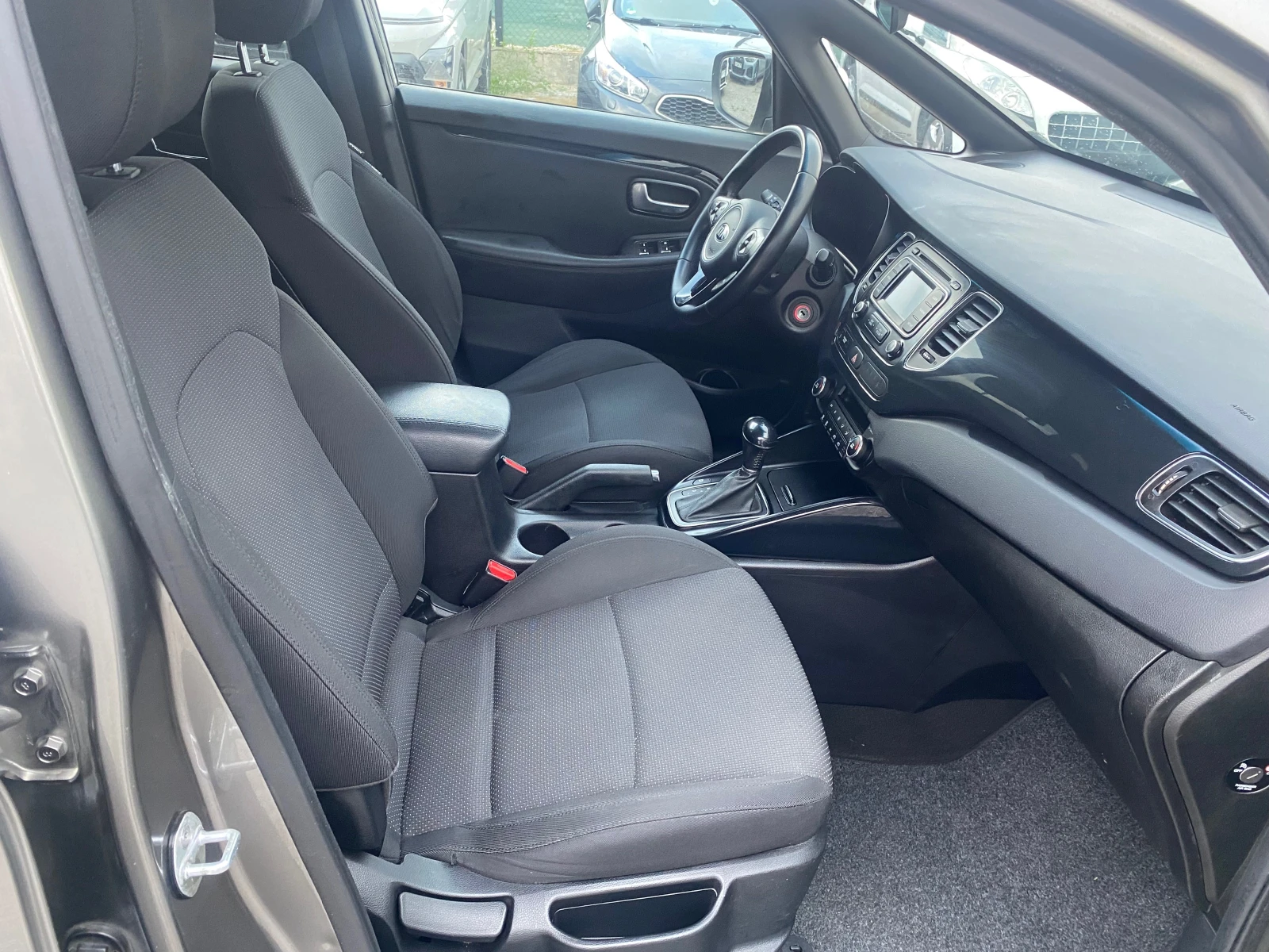 Kia Carens - | Mobile.bg   13
