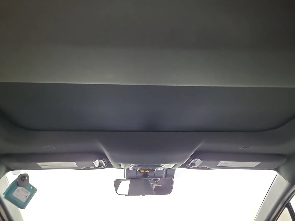 Toyota bZ4X * XLE * CARFAX * ��� ������������ ������ | Mobile.bg � ����������� 12