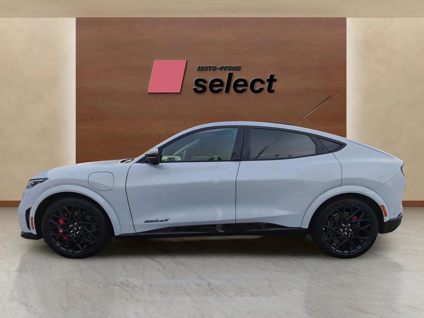 Ford Mustang Mach-E BEV 98 kWh - изображение 9