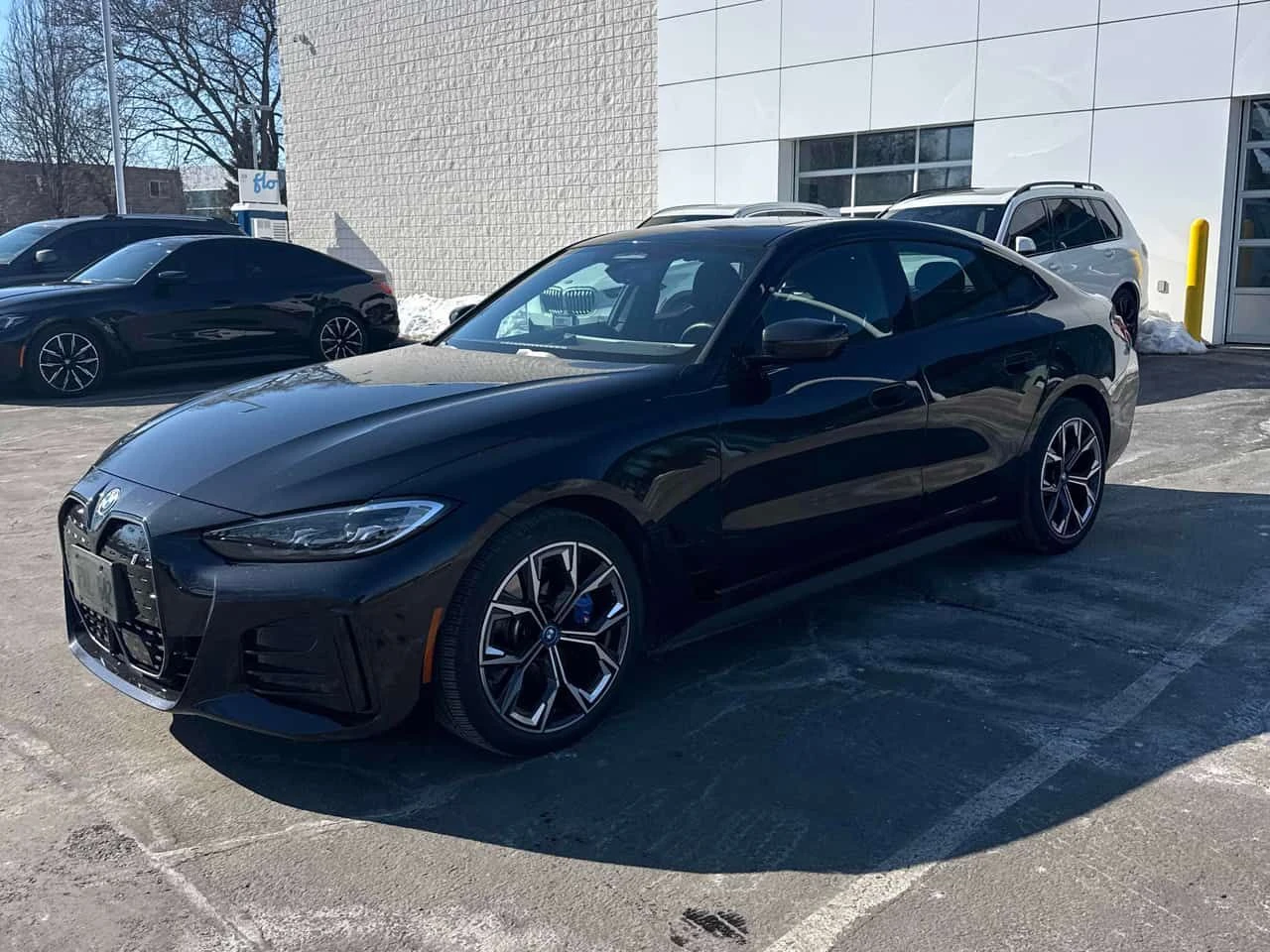 BMW i4 | eDrive40| M �����| ���������| �������| CARFAX | Mobile.bg � ����������� 1