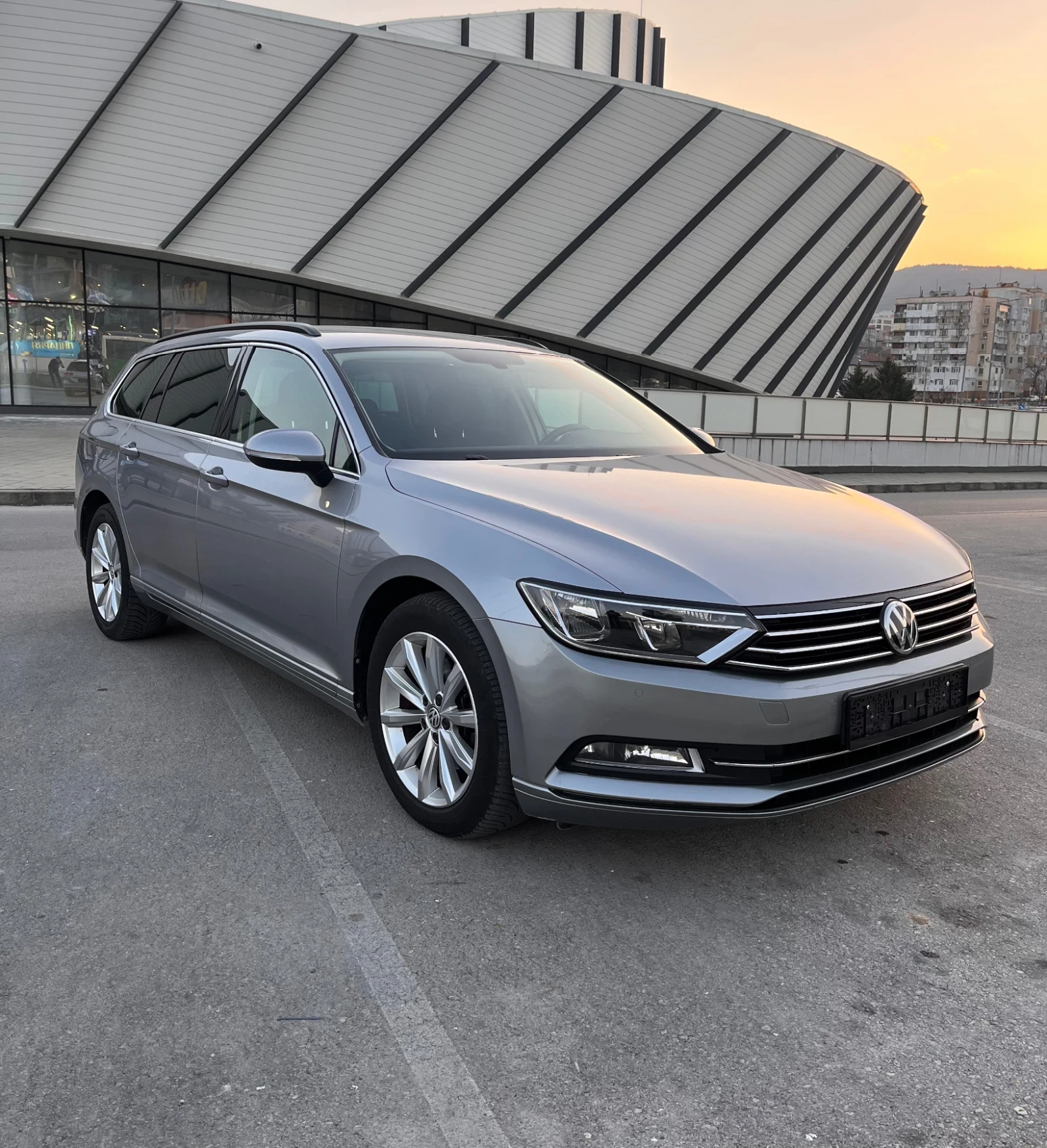 VW Passat 2.0 TDI / 150 к.с. / 2018 / KEYLESS GO | Auto.bg — изображение 1