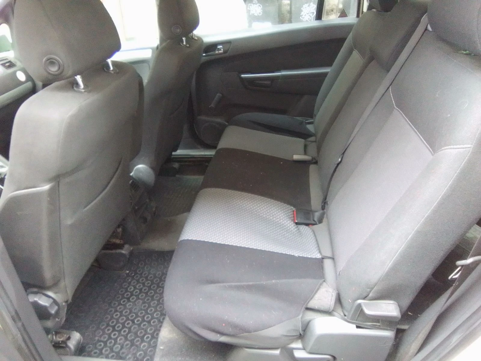 Opel Zafira, снимка 5 - Автомобили и джипове - 53985662