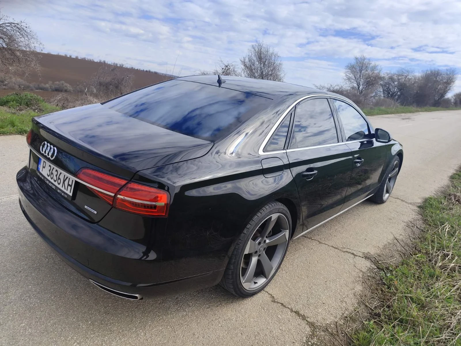 Audi A8, снимка 5 - Автомобили и джипове - 54151436
