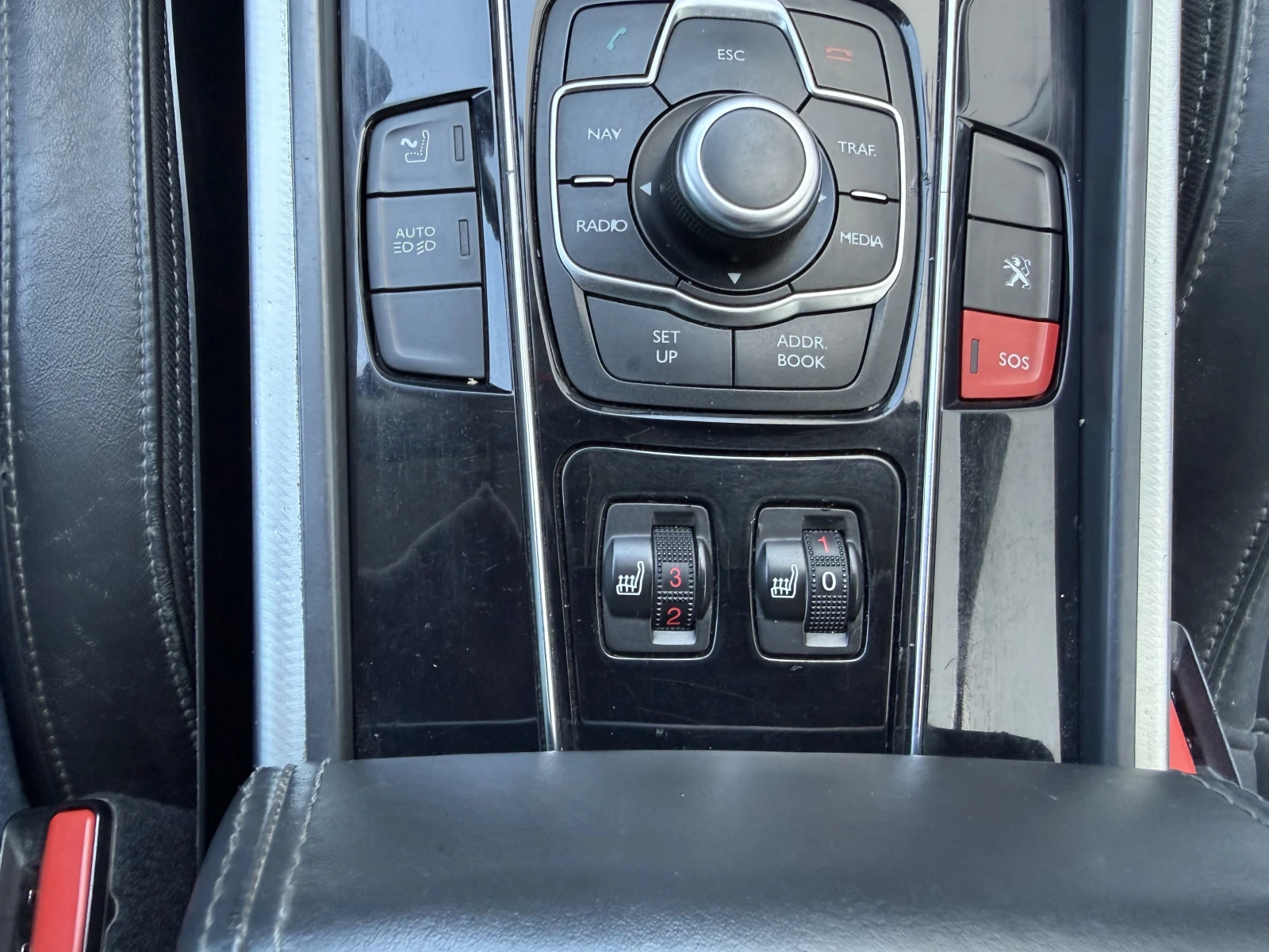 Peugeot 508 2.2hdi 204кс/Автоматик, снимка 14 - Автомобили и джипове - 54351149