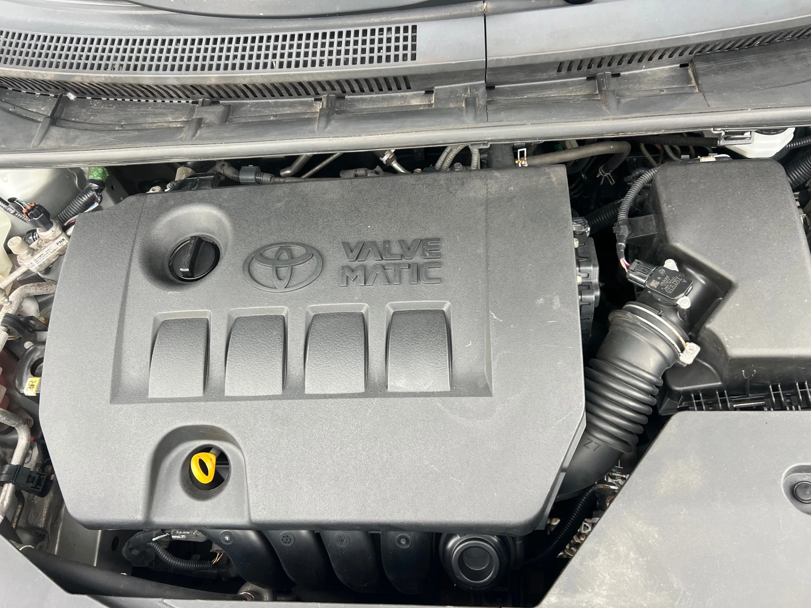 Toyota Avensis 1.8-NAVI FULL, снимка 17 - Автомобили и джипове - 54609537