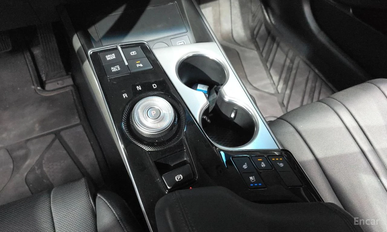 Kia K8 3.5* LPG* ПОДГРЕВ* ОБДУХВАНЕ* 360КАМЕРА* КЕЙЛЕС* , снимка 13 - Автомобили и джипове - 55351567