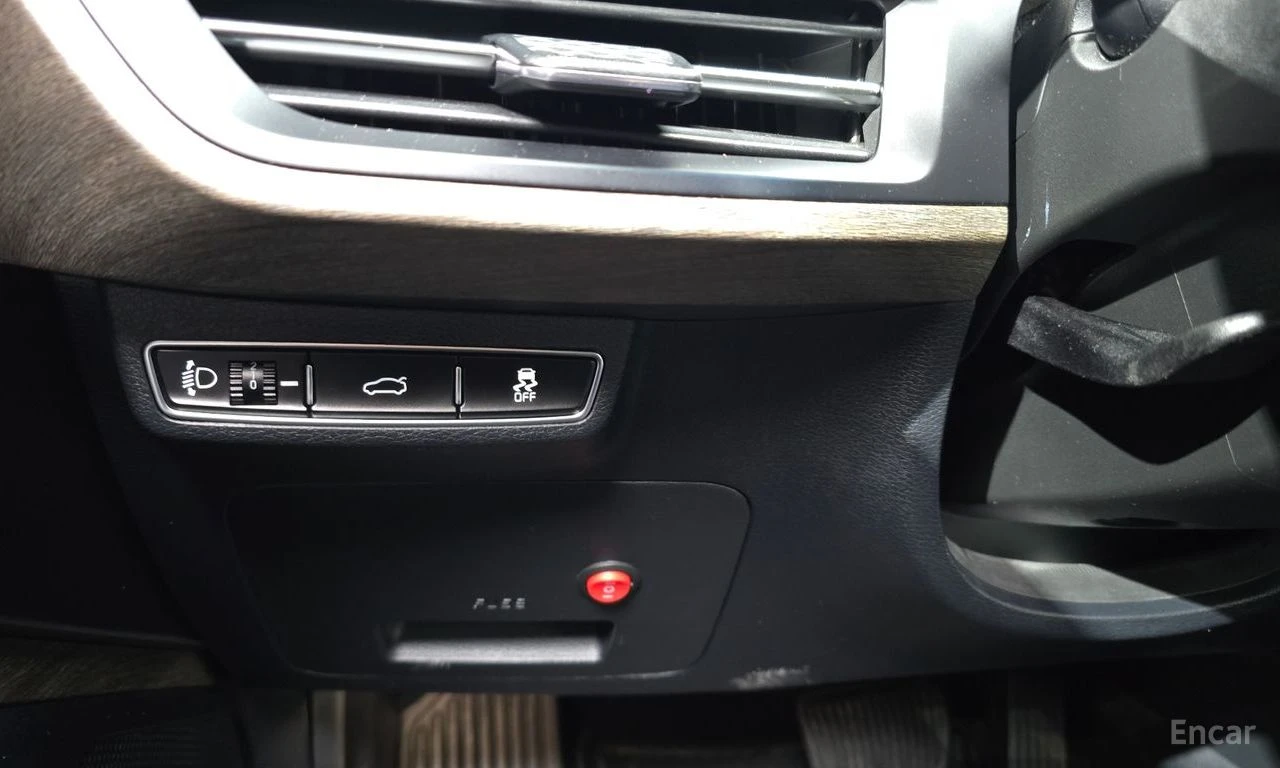 Kia K8 3.5* LPG* ПОДГРЕВ* ОБДУХВАНЕ* 360КАМЕРА* КЕЙЛЕС* , снимка 7 - Автомобили и джипове - 55351567